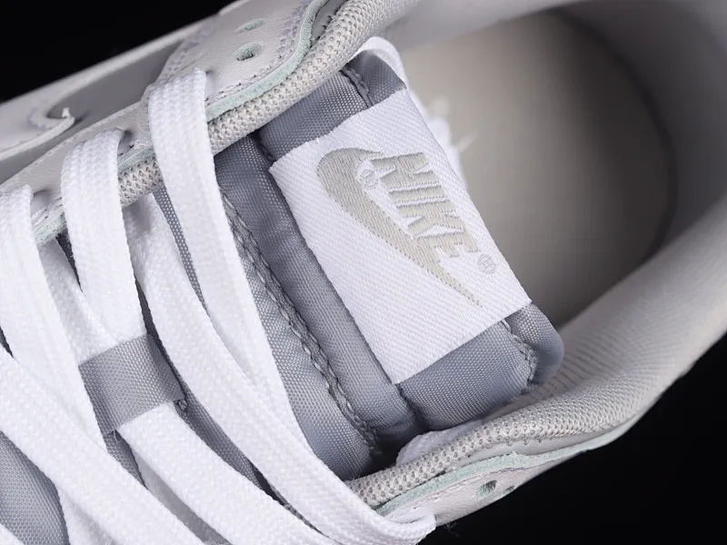 All categories Nk SB Dunk series Nk SB Dunk Low low-top sneakers F version Nk SB Dunk Low cool gray SB low-top sports and leisure sneakers DJ6188-003